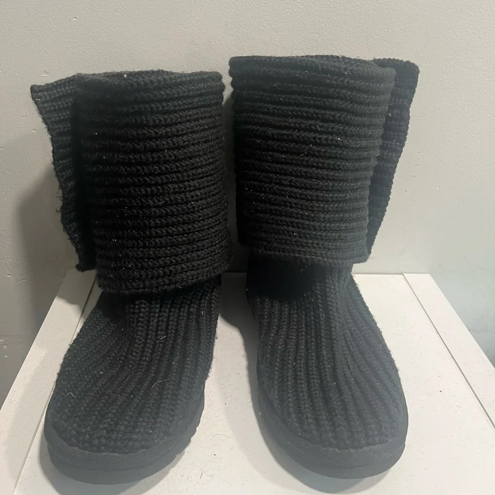 UGG pre owned